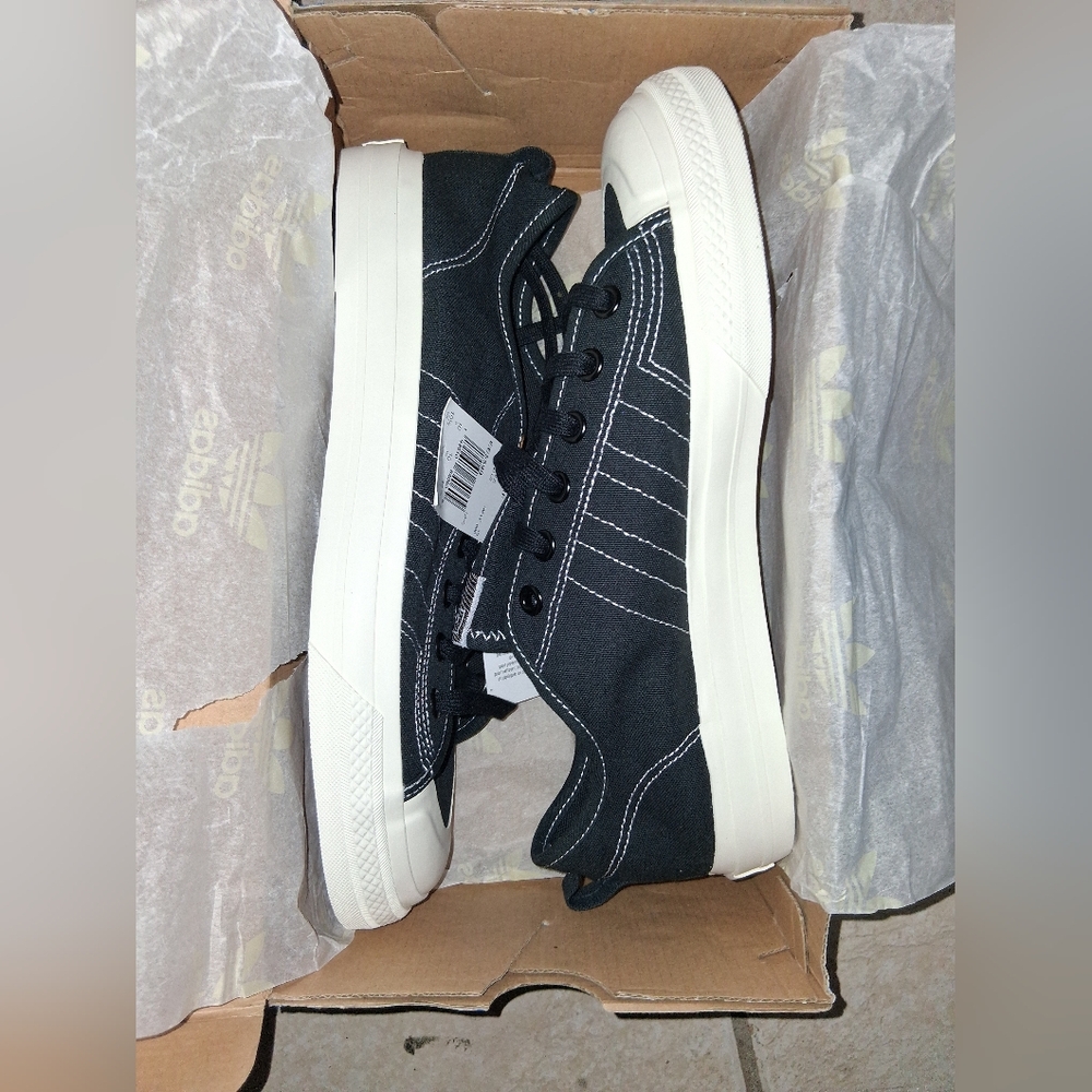 Adidas Men's Black and White Canvas Sneakers 3 Stripe Nizza 10.5 Nwt And Box - Picture 10 of 13
